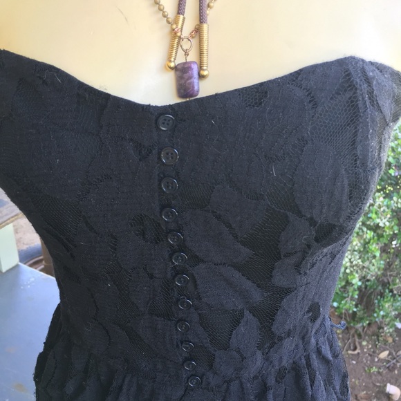 Strapless Love, Fire Sk8er Lace Mini Buttons - Picture 2 of 7